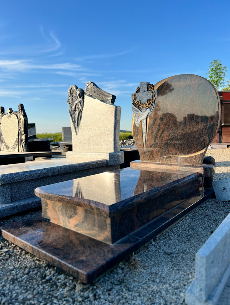 Nagrobek granitowy Kuru Grey realizacja m3